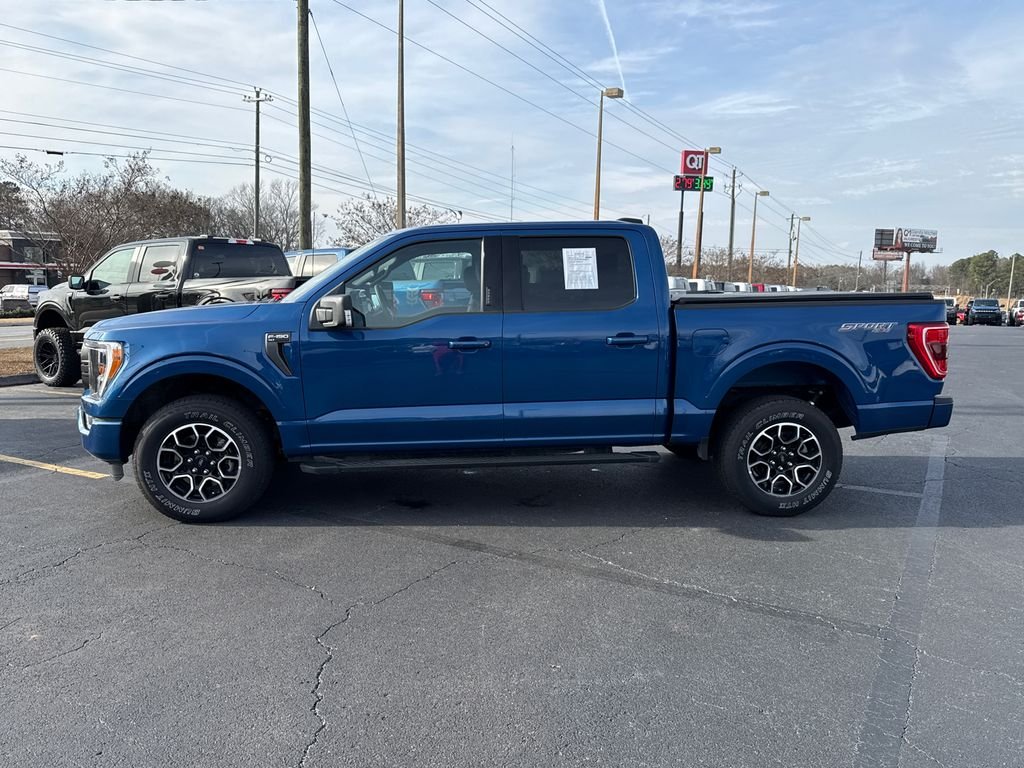 Used 2023 Blue Ford XLT image 4