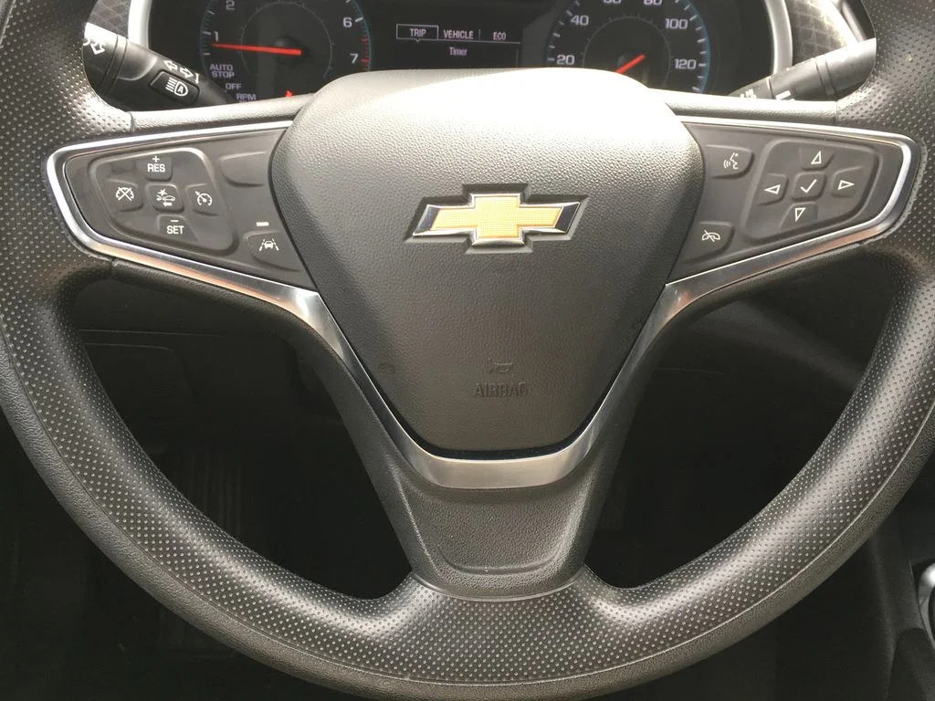 Used 2025 Gray Chevrolet LT image 14