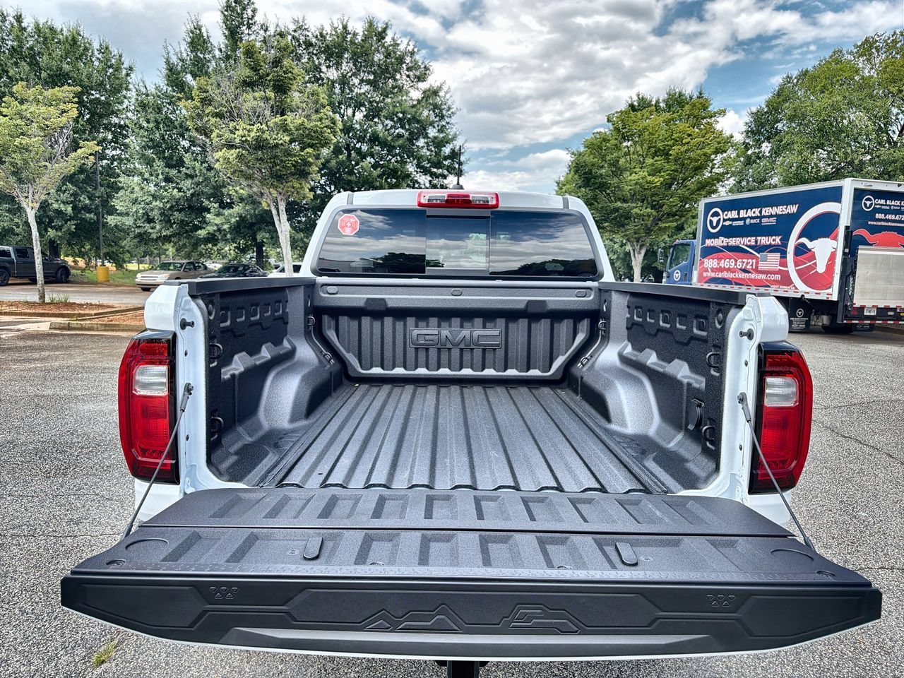 New 2026 Summit White GMC AT4 image 21