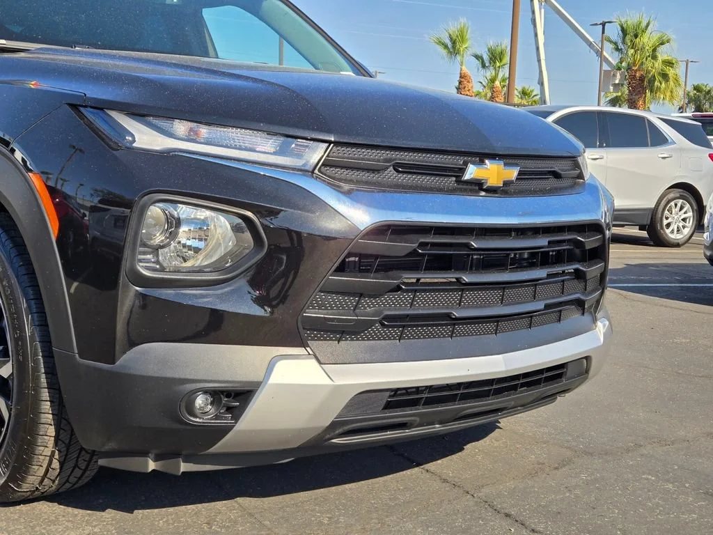 Used 2022 Mosaic Black Metallic Chevrolet LT image 8