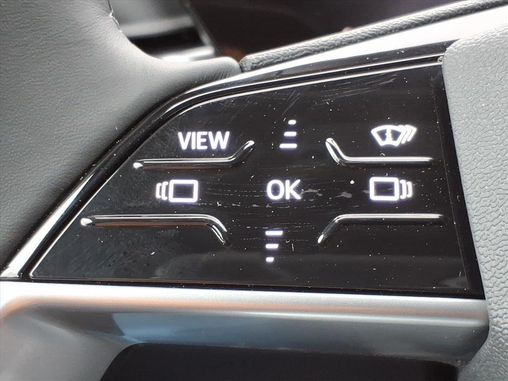 Used 2025 Navarra Blue Metallic Audi Premium Plus image 12