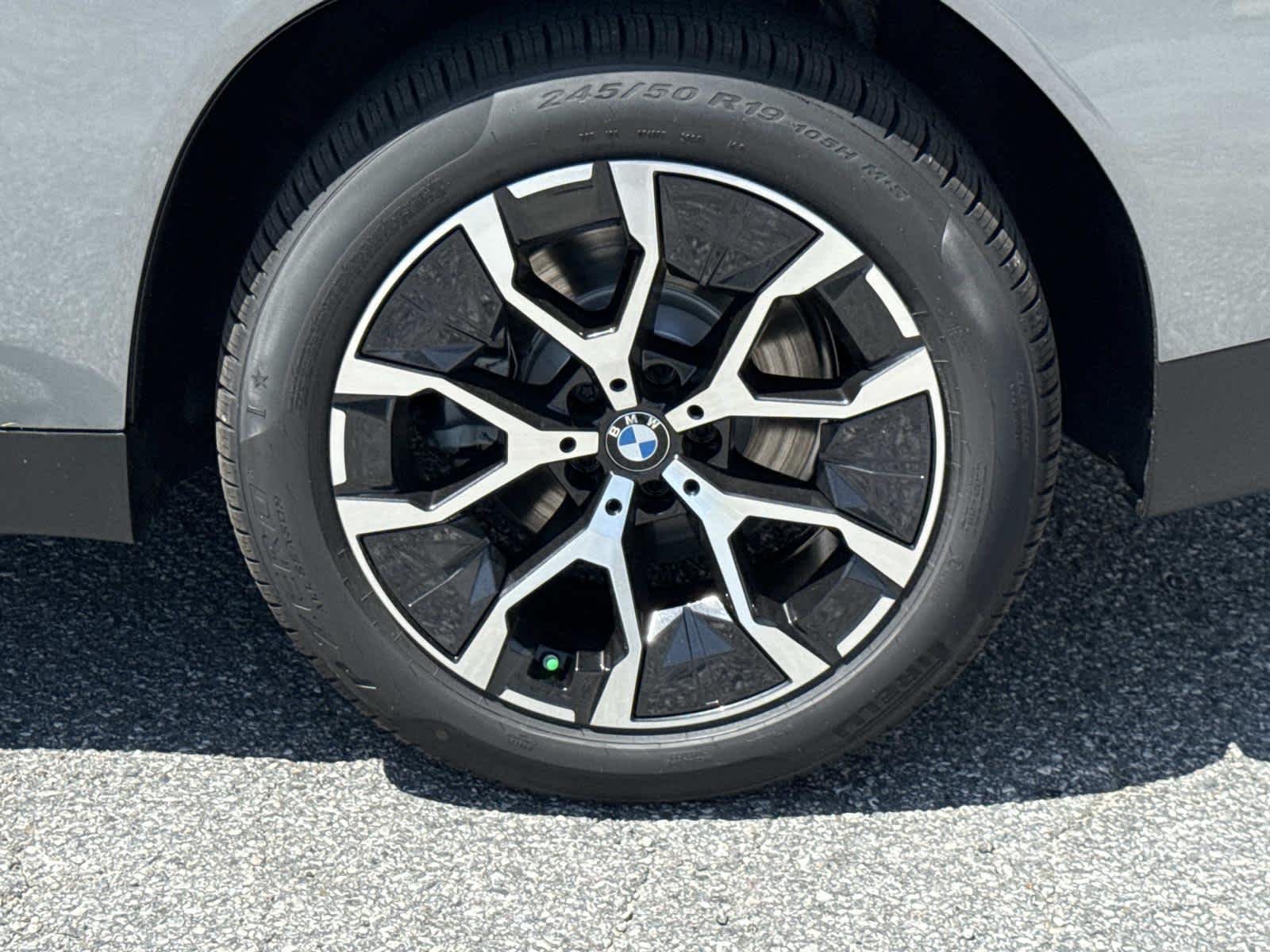 New 2026 Skyscraper Grey Metallic BMW 30 xDrive image 12