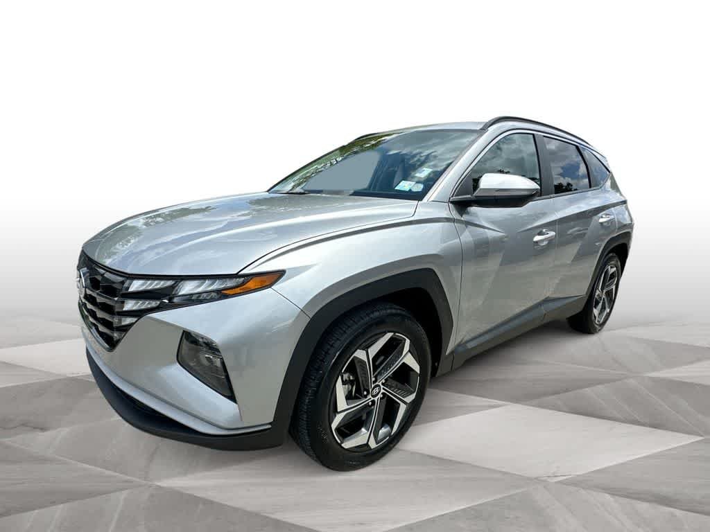 Used 2023 Shimmering Silver Hyundai SEL image 4
