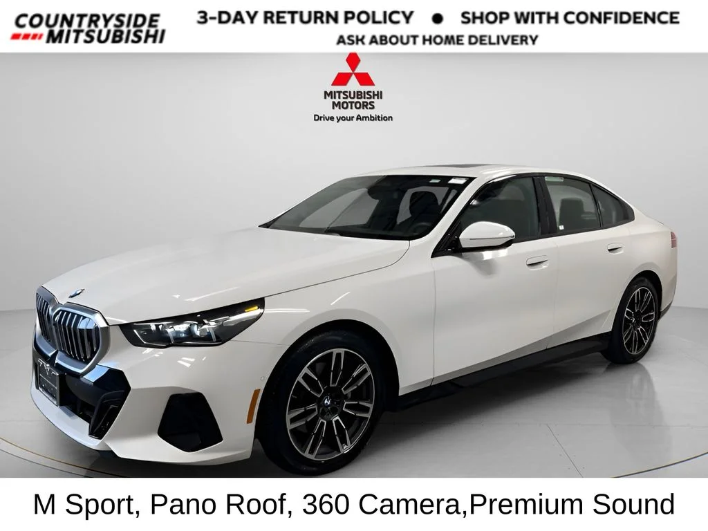 Used 2026 Alpine White BMW 530i xDrive Premium image 1