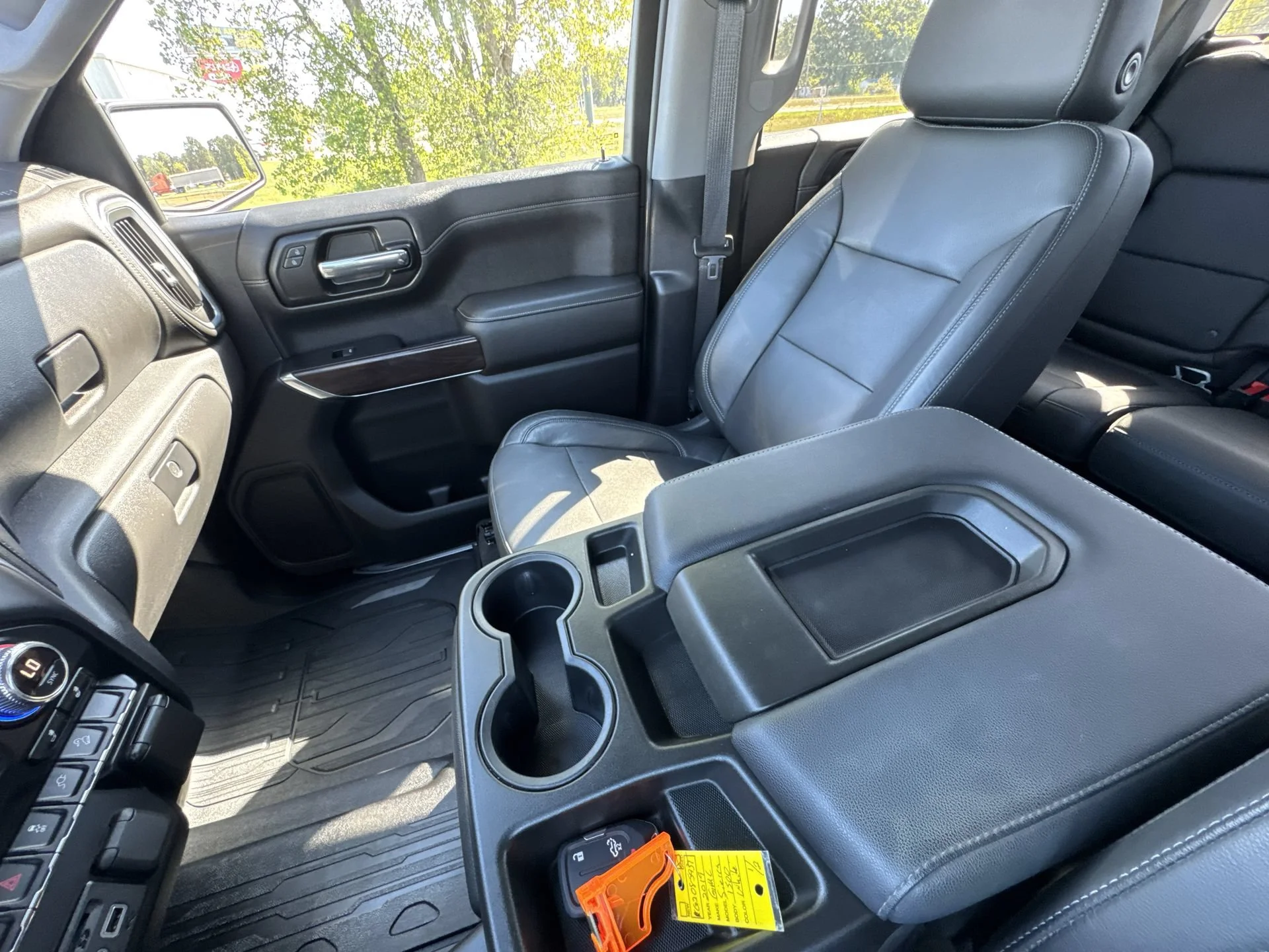2019 GMC Sierra 1500 SLT - Photo 20