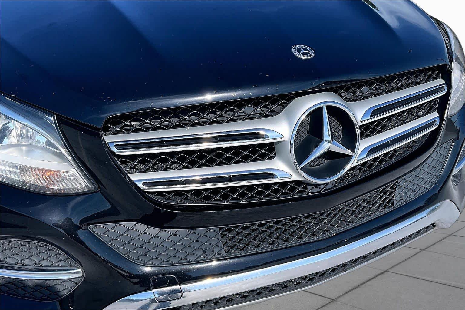 Used 2017 Black Mercedes-Benz GLE 350 image 29
