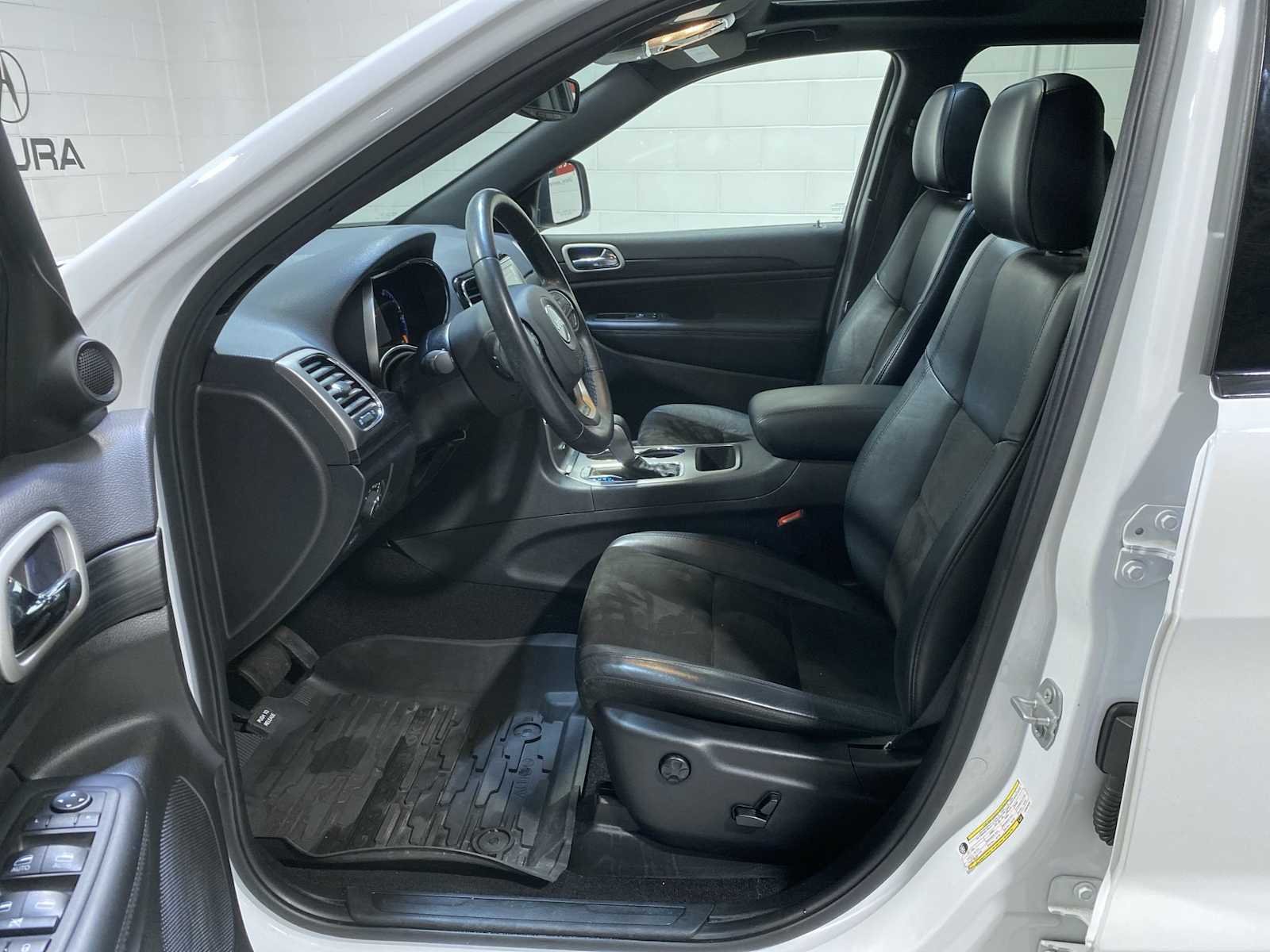 Used 2020 Jeep Grand Cherokee Altitude with VIN 1C4RJFAG8LC361529 for sale in Verona, NJ