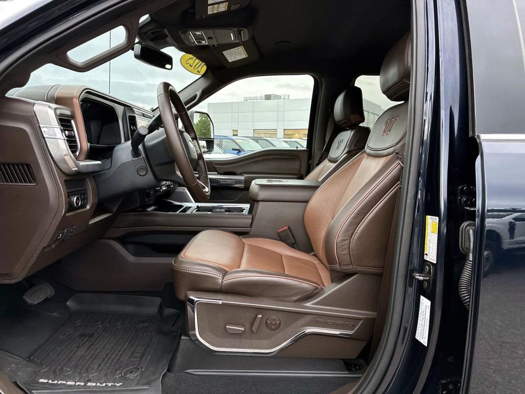 Used 2025 Blue Ford King Ranch image 25