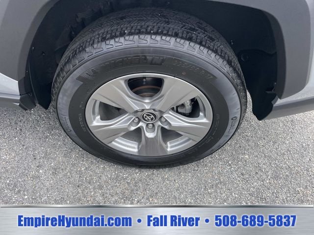 Used 2025 Silver Sky Metallic Toyota XLE image 13
