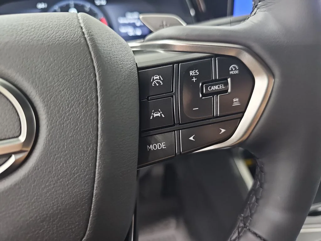 New 2026 Wind Chill Pearl Lexus PREMIUM AWD image 17