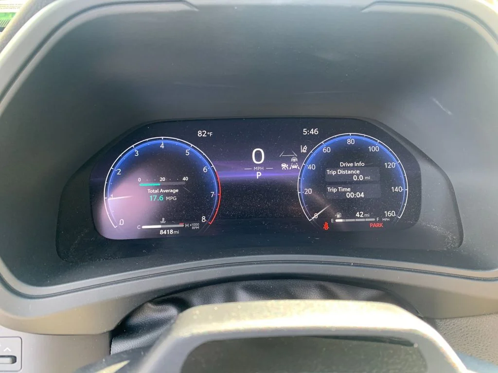 Used 2025  Toyota Platinum image 32