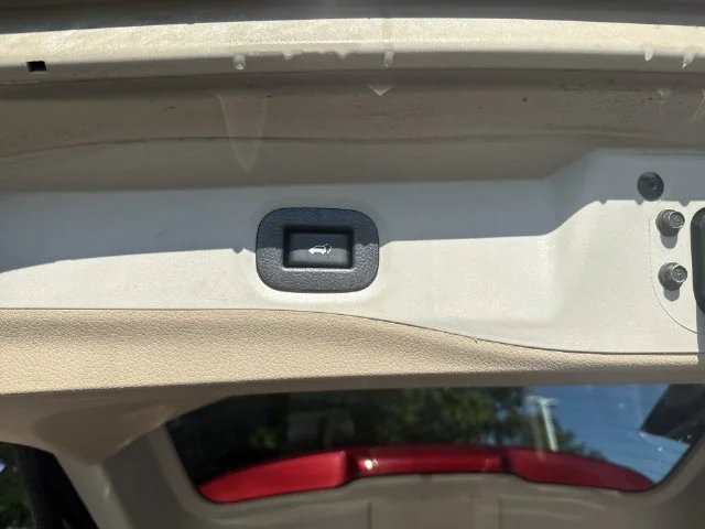 Used 2019 Red Nissan SV image 13