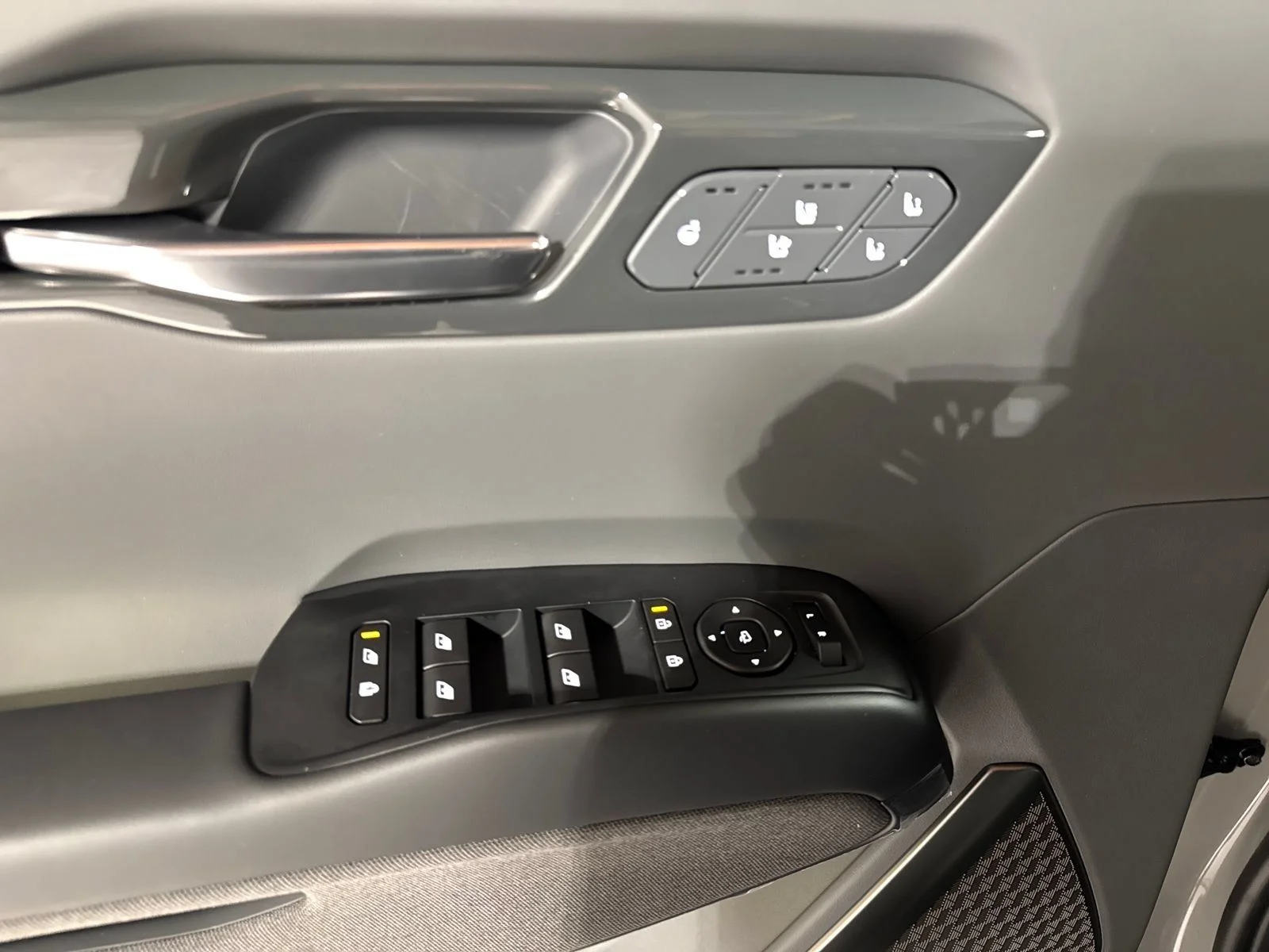 New 2026 Ebony Black Kia Land image 29