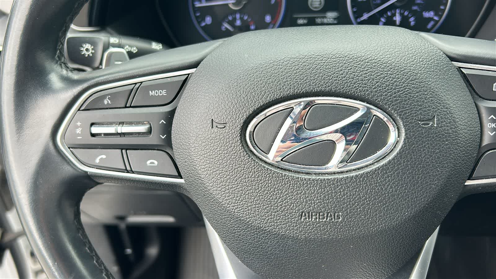 Used 2021 Hyper White Hyundai SEL image 19