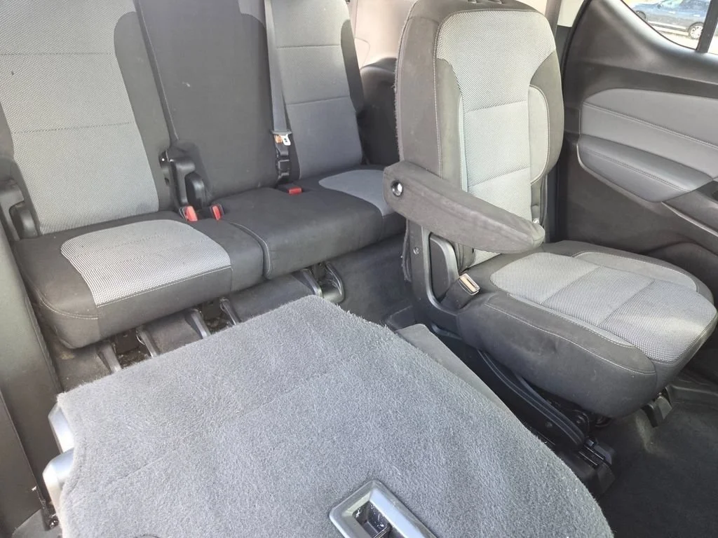 Used 2018 Cajun Red Tintcoat Chevrolet LT image 5