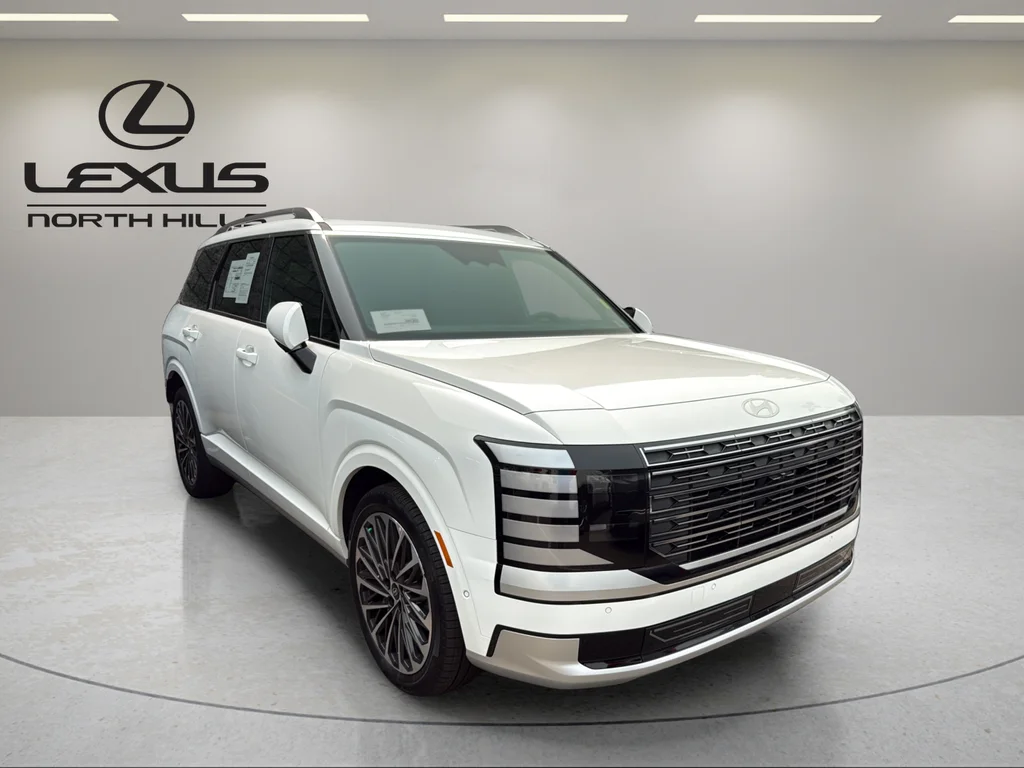 Used 2026 White Hyundai Calligraphy image 2