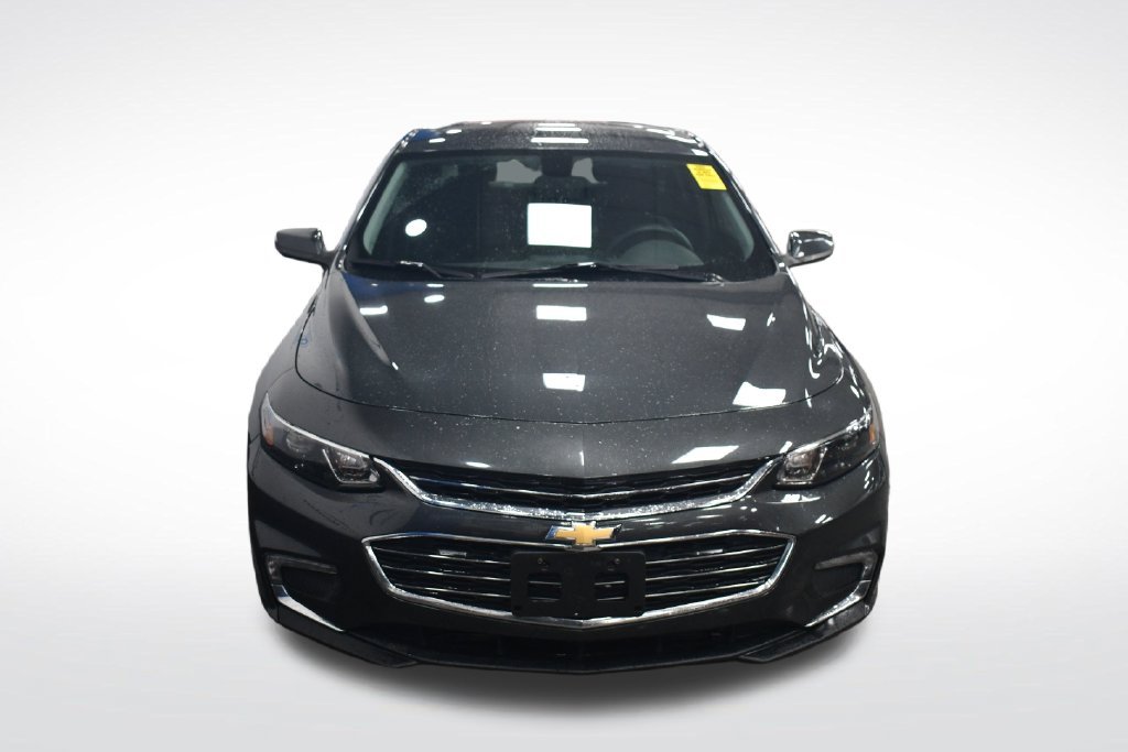 Used 2016 Chevrolet Malibu 1LT with VIN 1G1ZE5ST8GF305016 for sale in Mentor, OH
