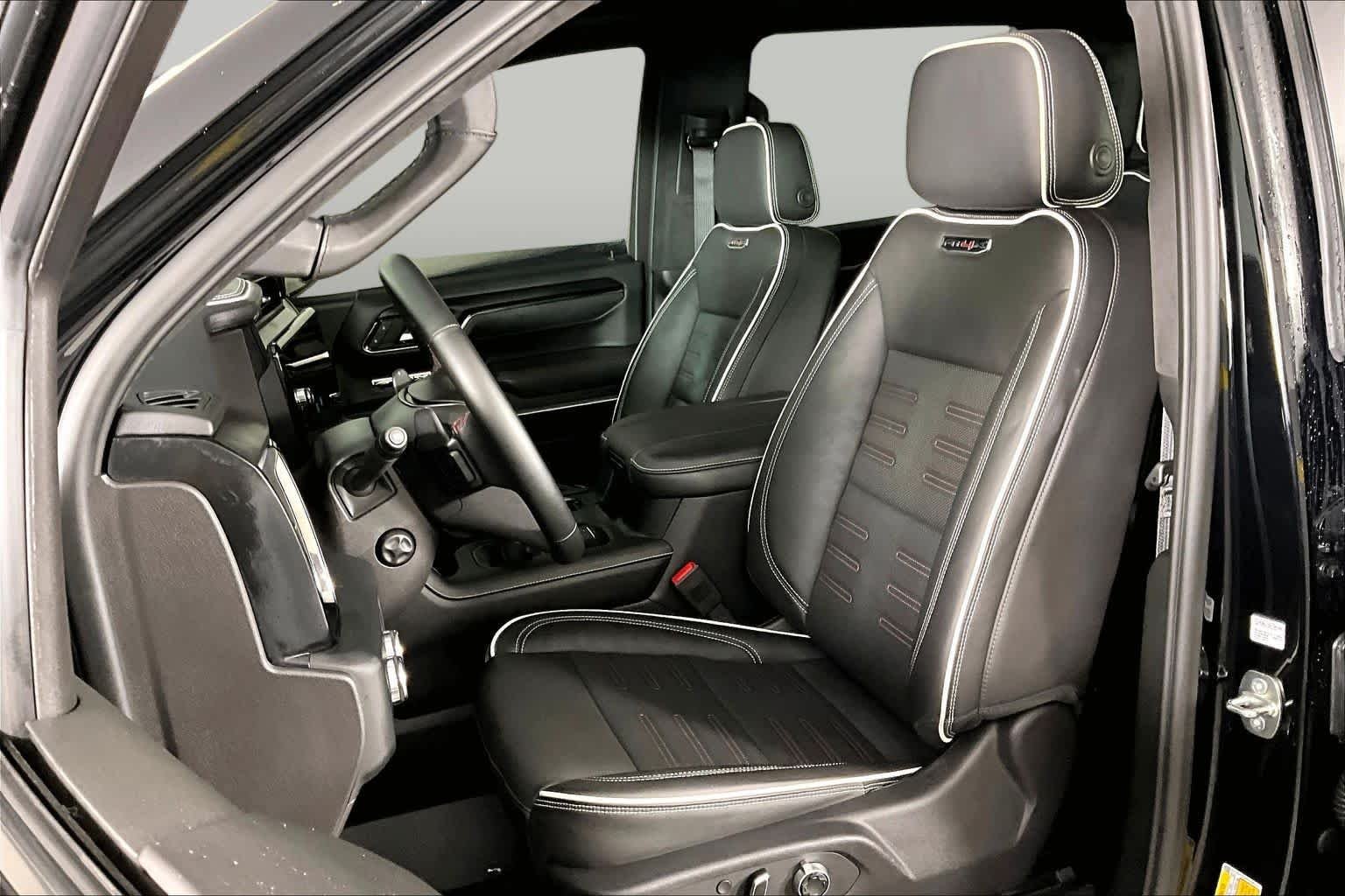 2024 GMC Sierra 1500 AT4X - Photo 8
