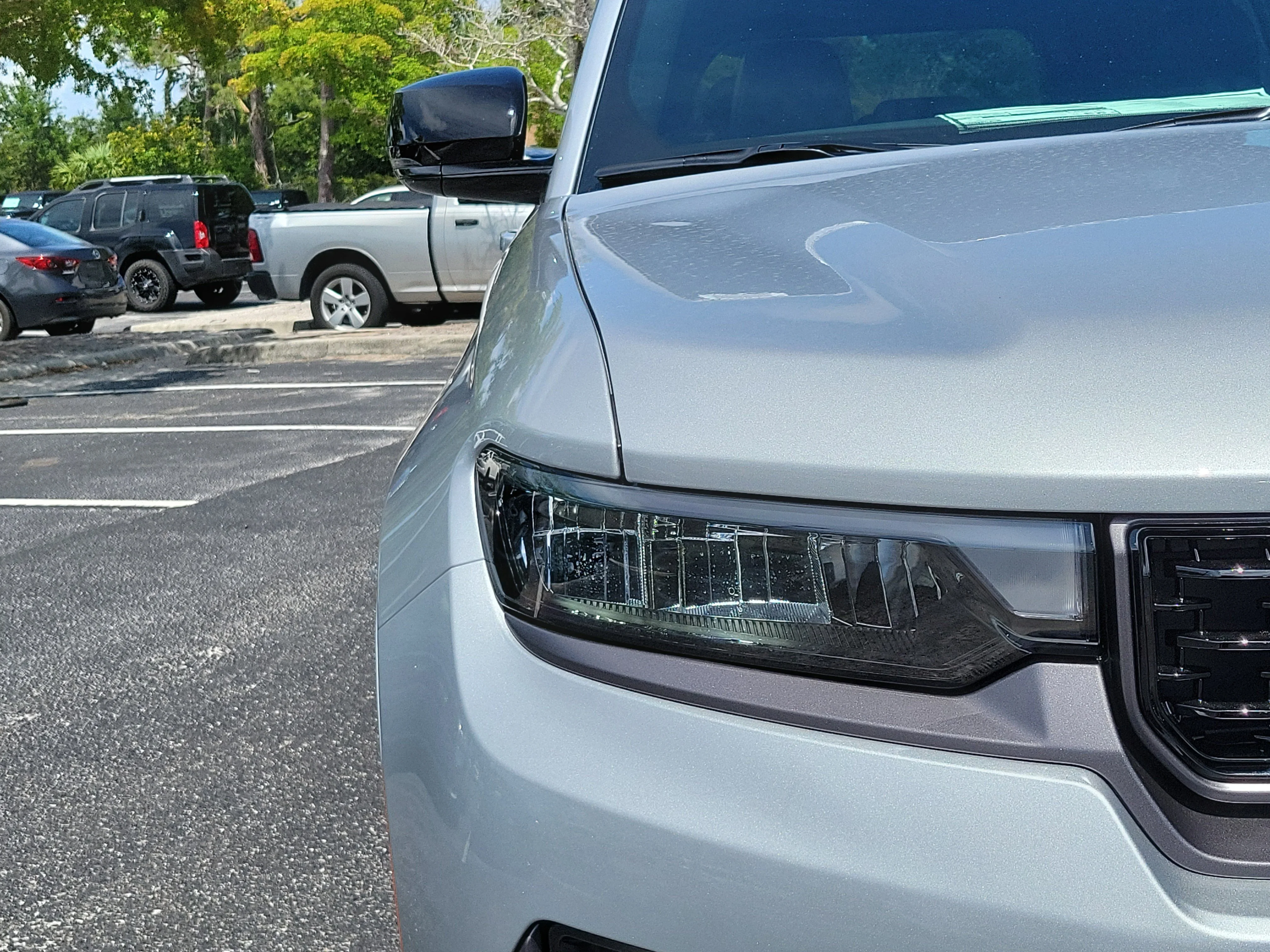 New 2026 Silver Zynith Jeep Limited Reserve image 7