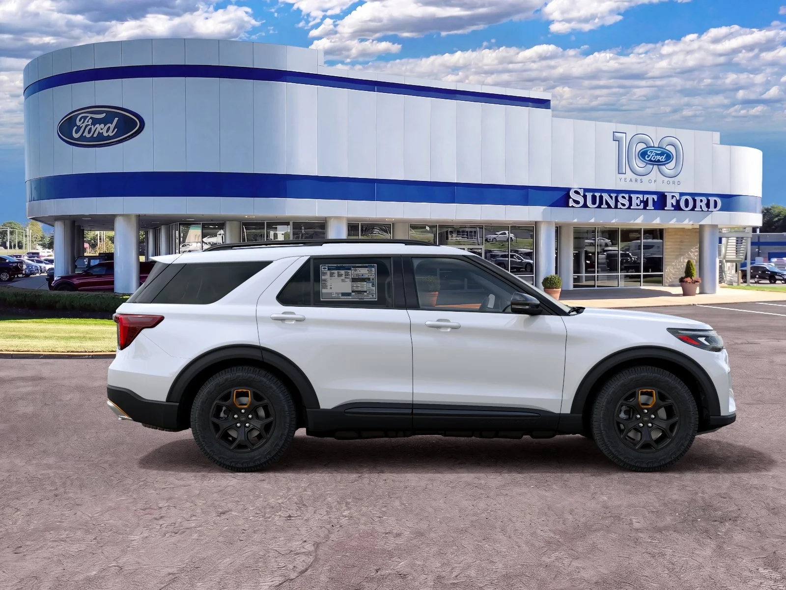 New 2027 Star White Metallic Tri-Coat Ford Tremor image 5