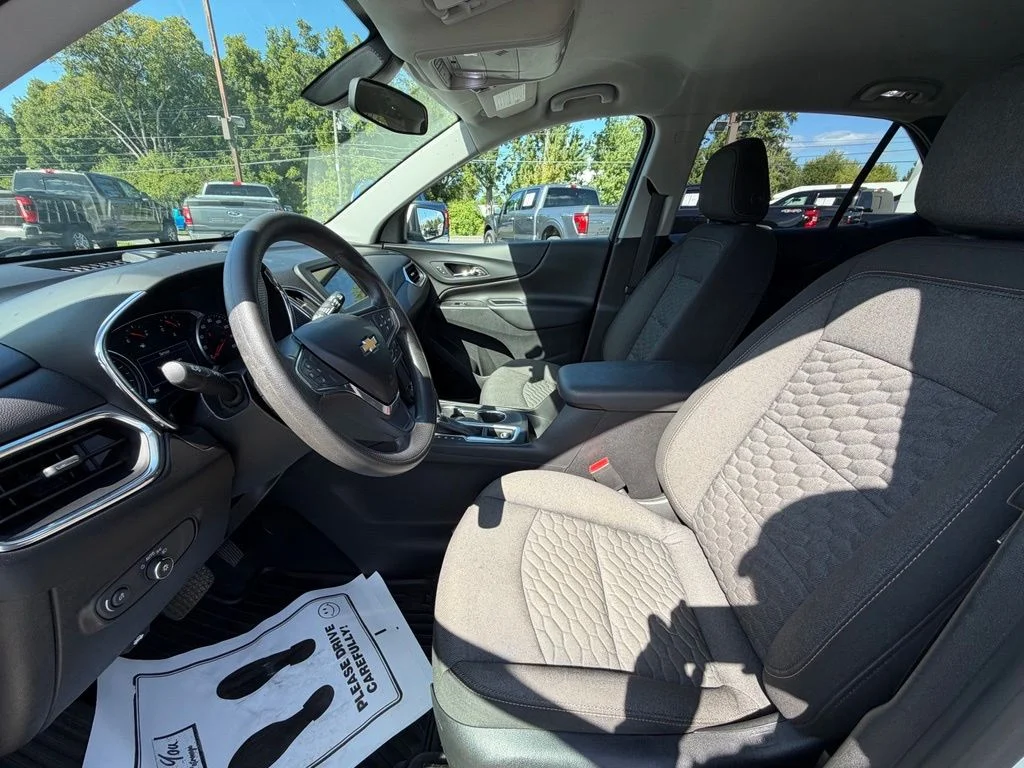 Used 2019 White Chevrolet LT image 10