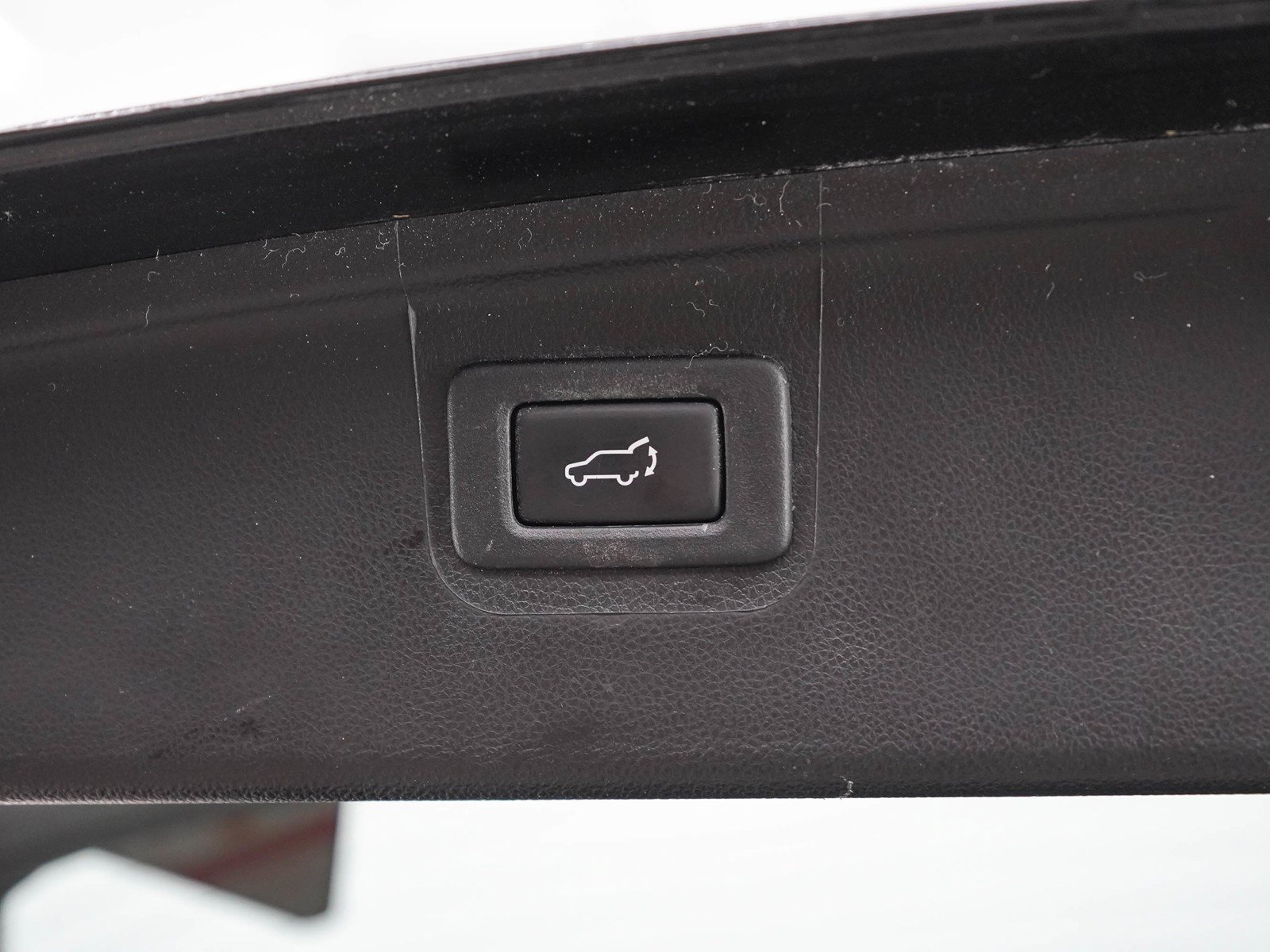 Used 2017 Crystal Black Pearl Subaru 3.6R image 18