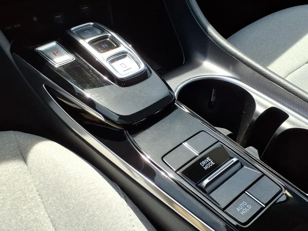 Used 2021 Gray Hyundai SEL image 19