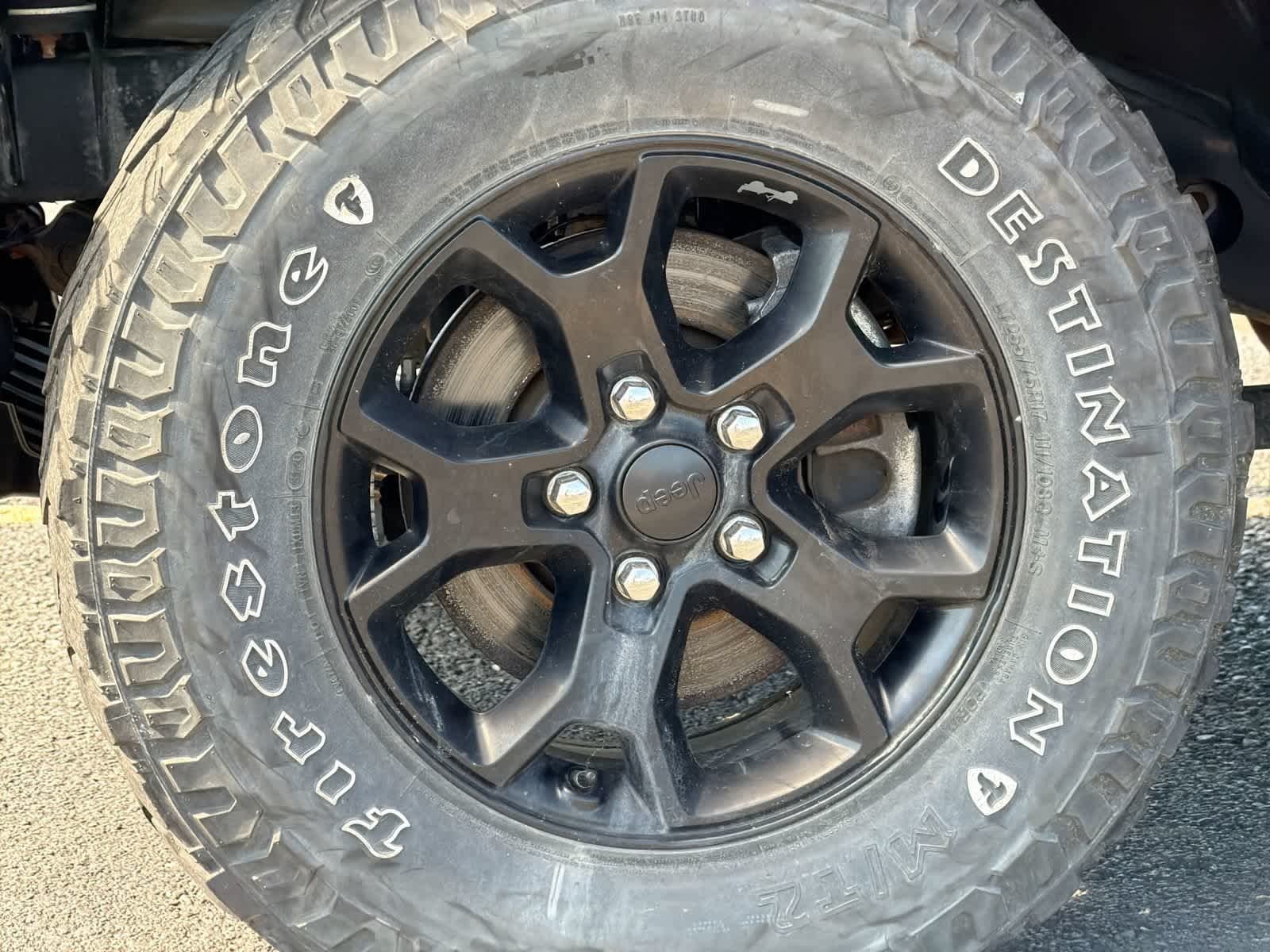 Used 2021 Granite Crystal Metallic Clearcoat Jeep Unlimited Willys image 14
