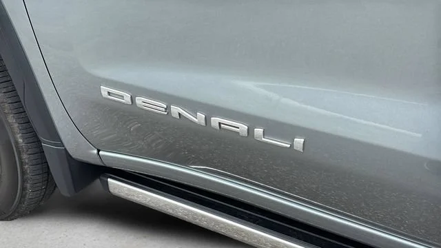Used 2025 Sterling Metallic GMC Denali Ultimate image 38