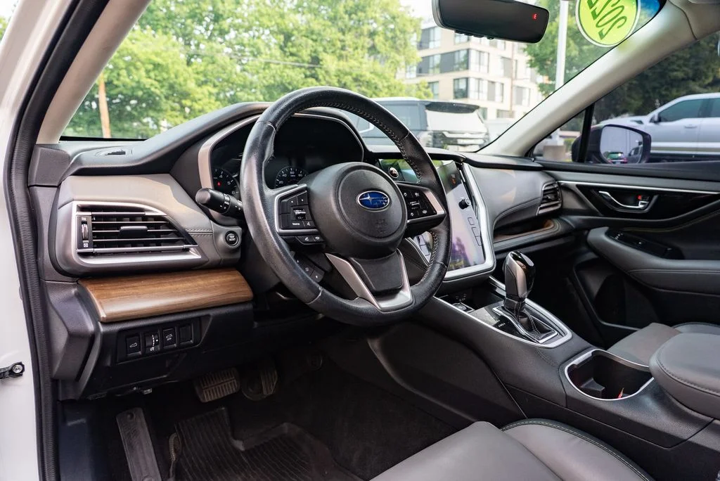 Used 2022 White Subaru Onyx Edition XT image 23