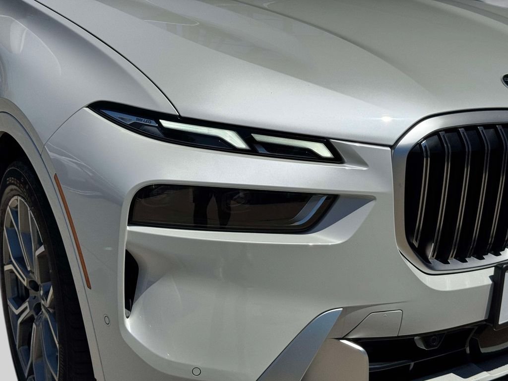 Certified Used 2024 White Metallic BMW xDrive40i image 4