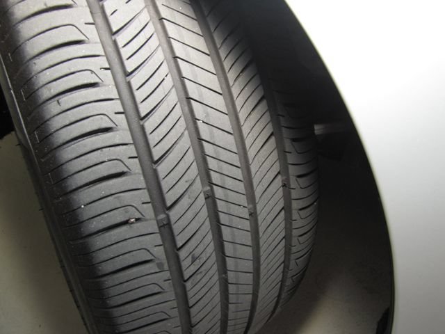 Certified Used 2025 Platinum White Pearl Honda SE image 27