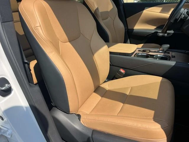 Used 2023 White Lexus 350 Premium Plus image 28