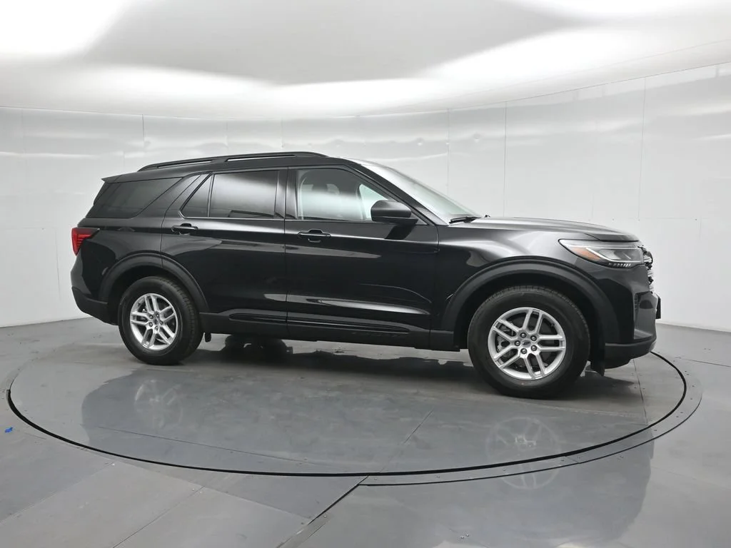 New 2026 Agate Black Metallic Ford Active image 24