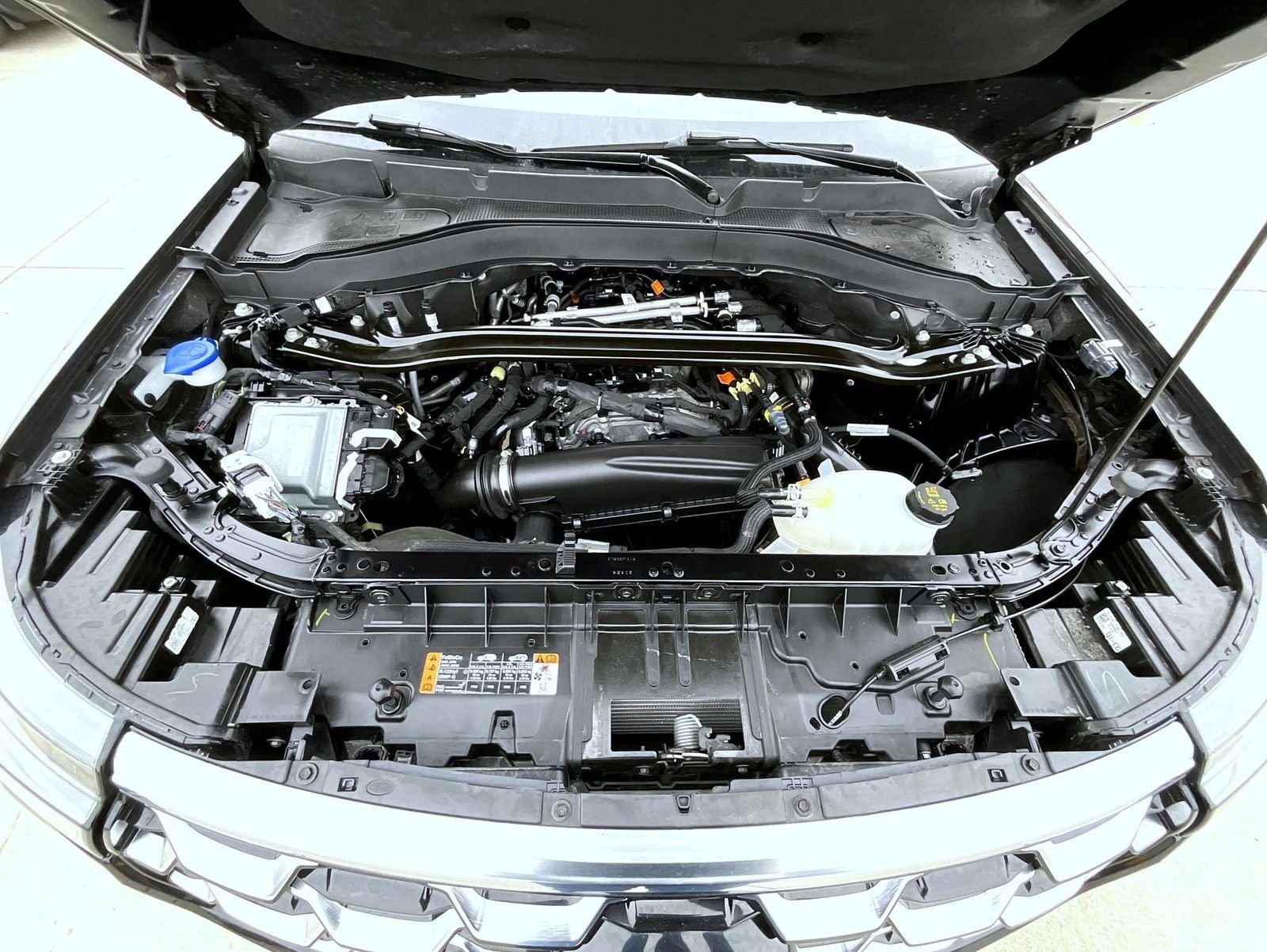 Used 2025 Black Ford Platinum image 29