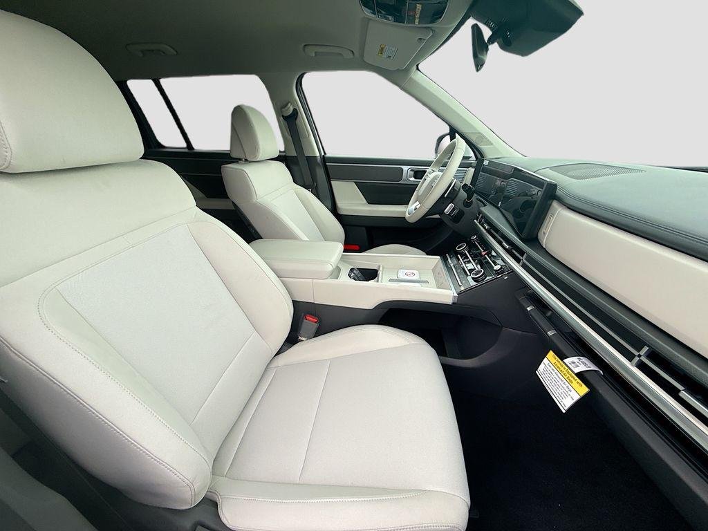 New 2026 Serenity White Hyundai SE FWD image 21