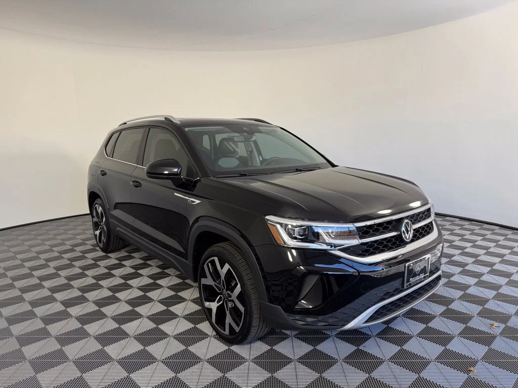 2023 Volkswagen Taos SEL