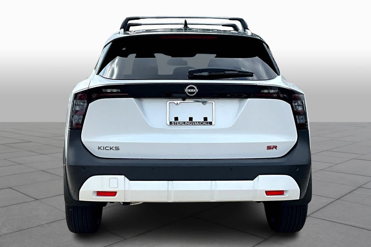 2025 Nissan Kicks SR - Photo 4
