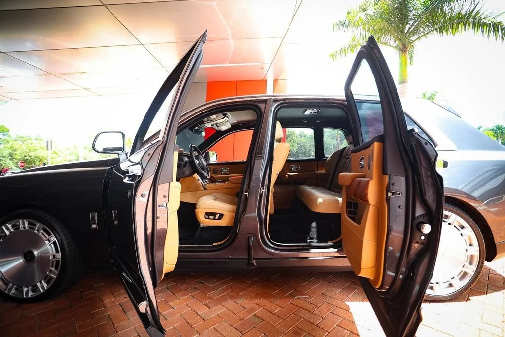 Used 2022 Gunmetal Rolls-Royce Base image 40