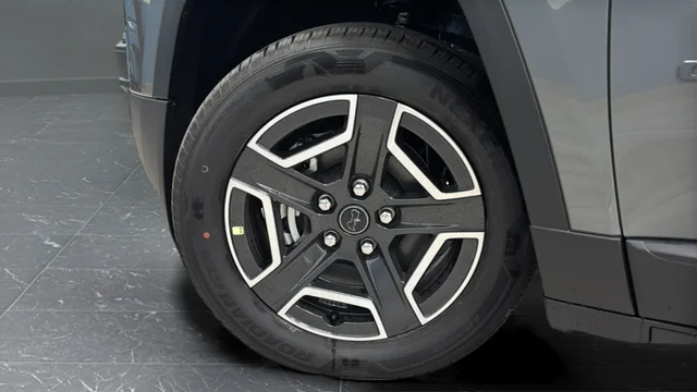 New 2026 Sting-Gray Clearcoat Jeep Limited image 36