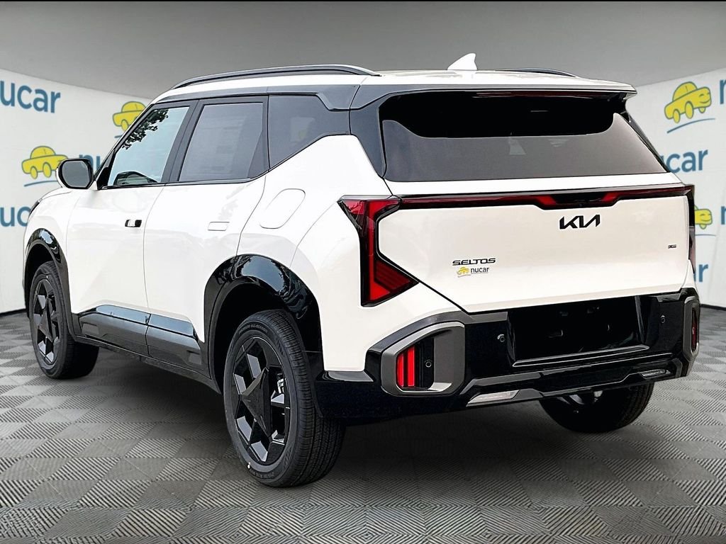New 2027 Snow White Pearl Kia X-Line image 5