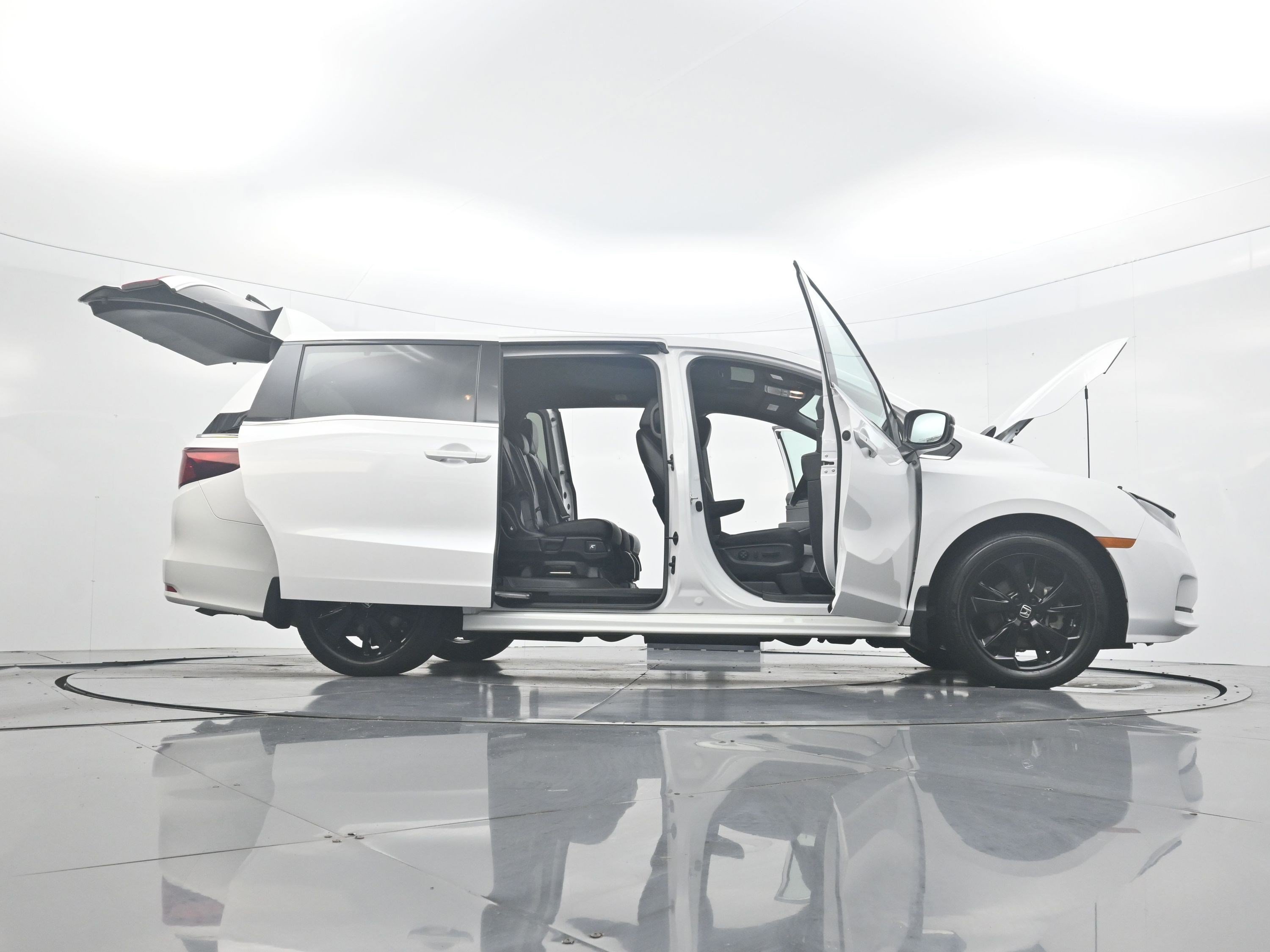 Used 2024 White Honda Sport image 37