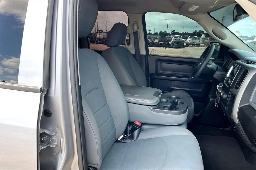 Used 2020 Silver Ram Tradesman image 25