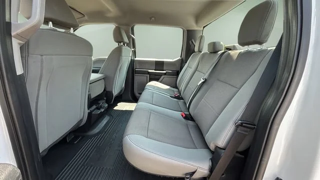 Used 2020 White Ford XL image 21