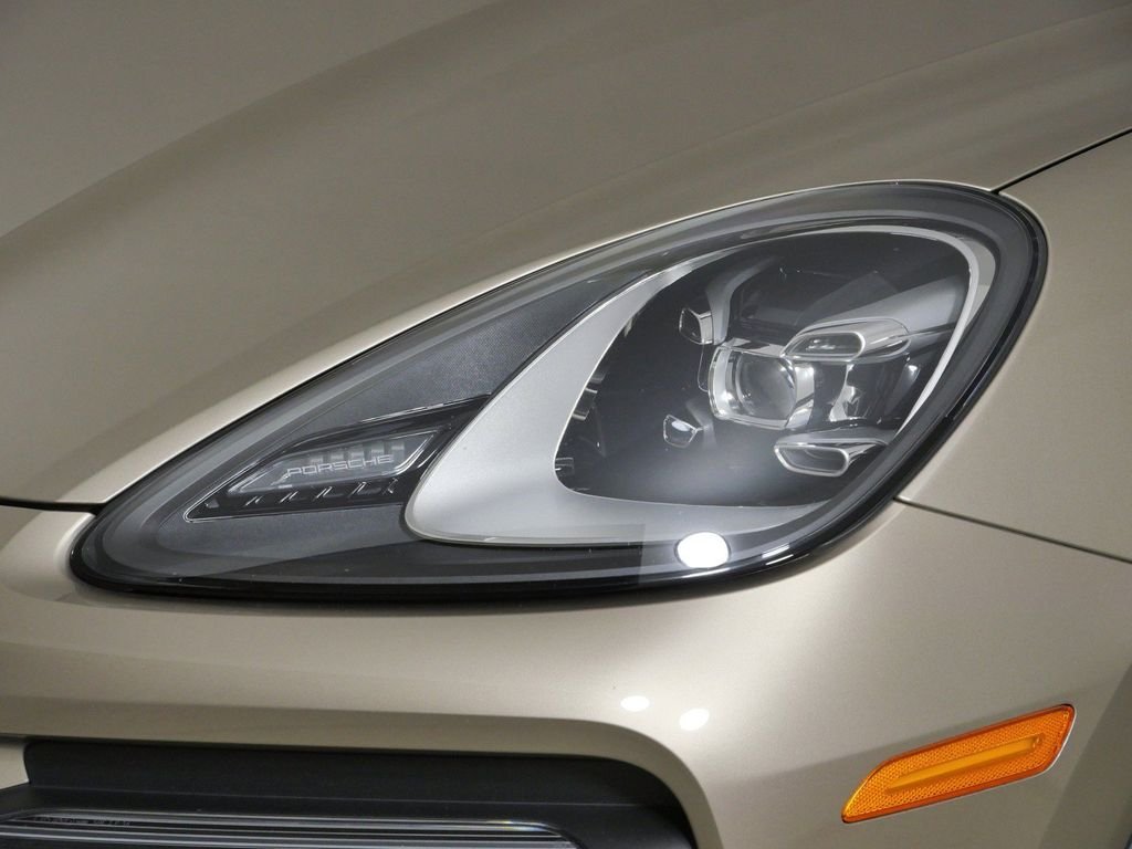 Used 2019 Silver Porsche S image 4