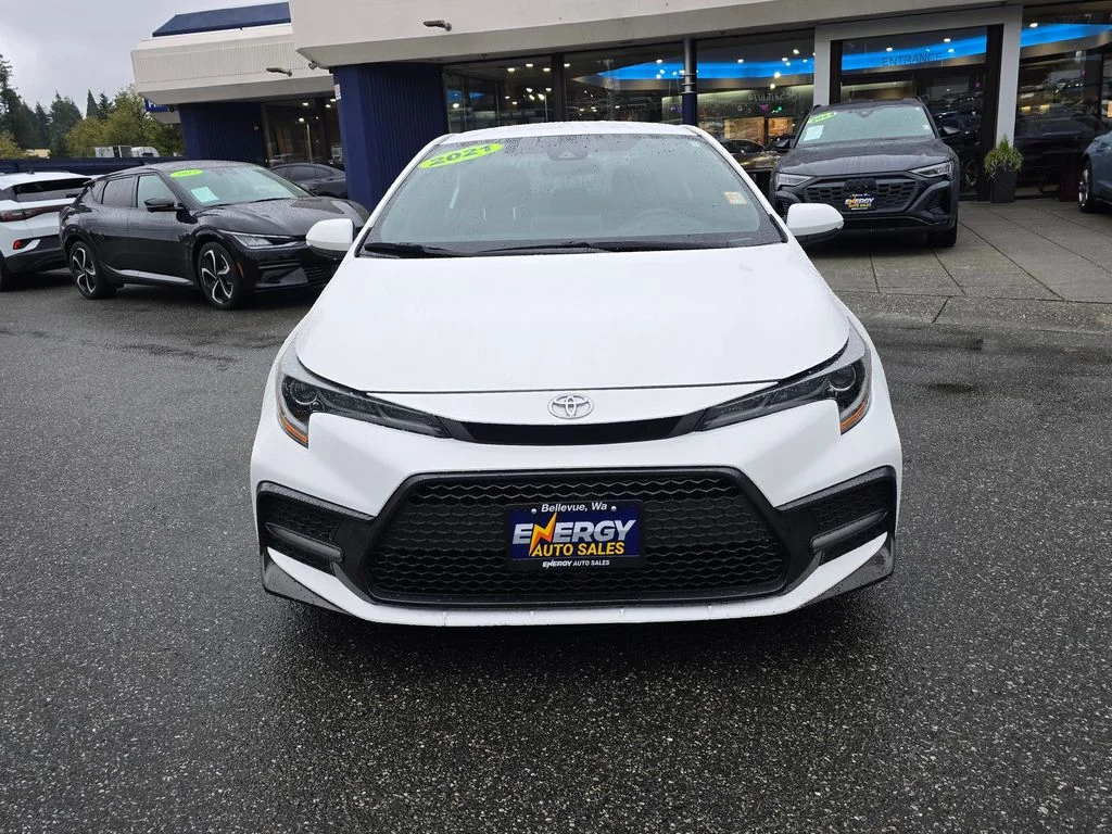 2021 Toyota Corolla SE - Photo 2