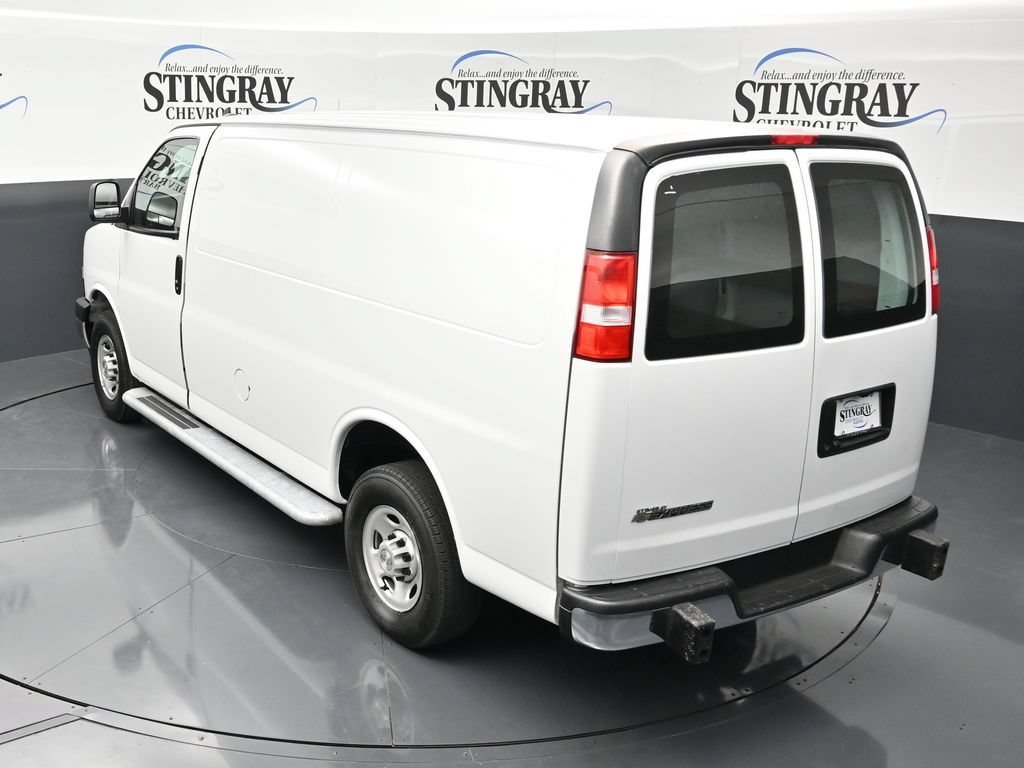 Used 2024 Summit White Chevrolet WT image 25