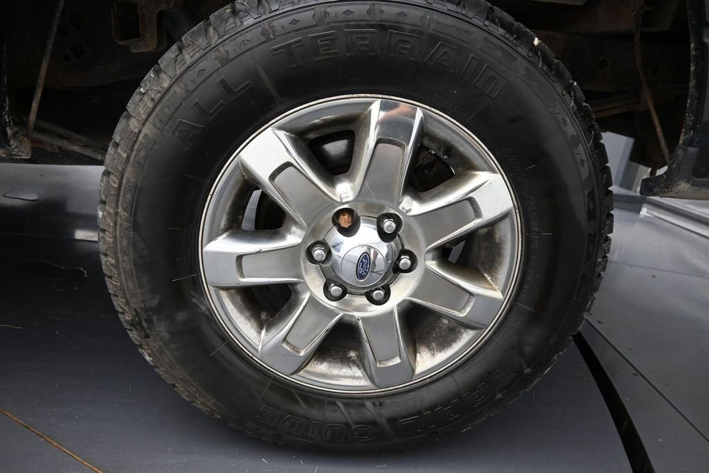 Used 2013  Ford XLT image 34