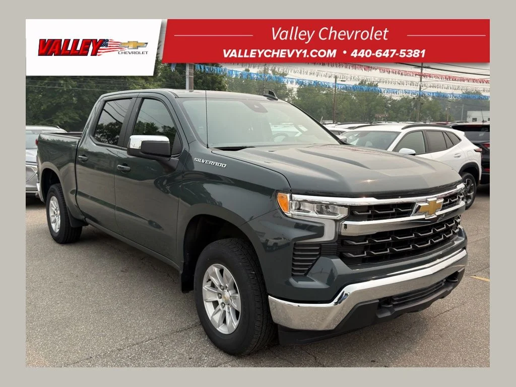 Used 2025 Gray Chevrolet LT image 1