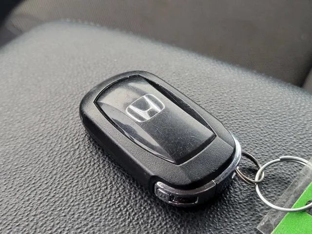 2024 Honda CR-V LX - Photo 36